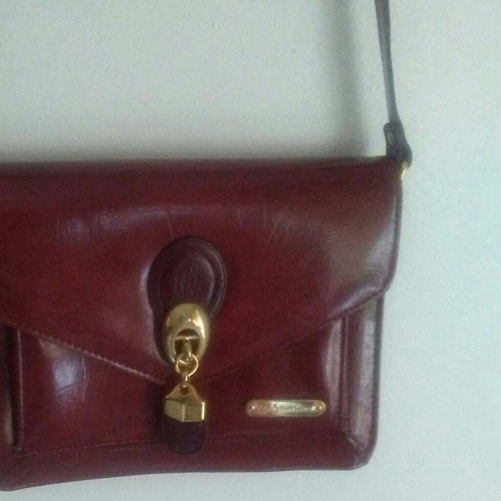 Purse - Picture 2 of 8